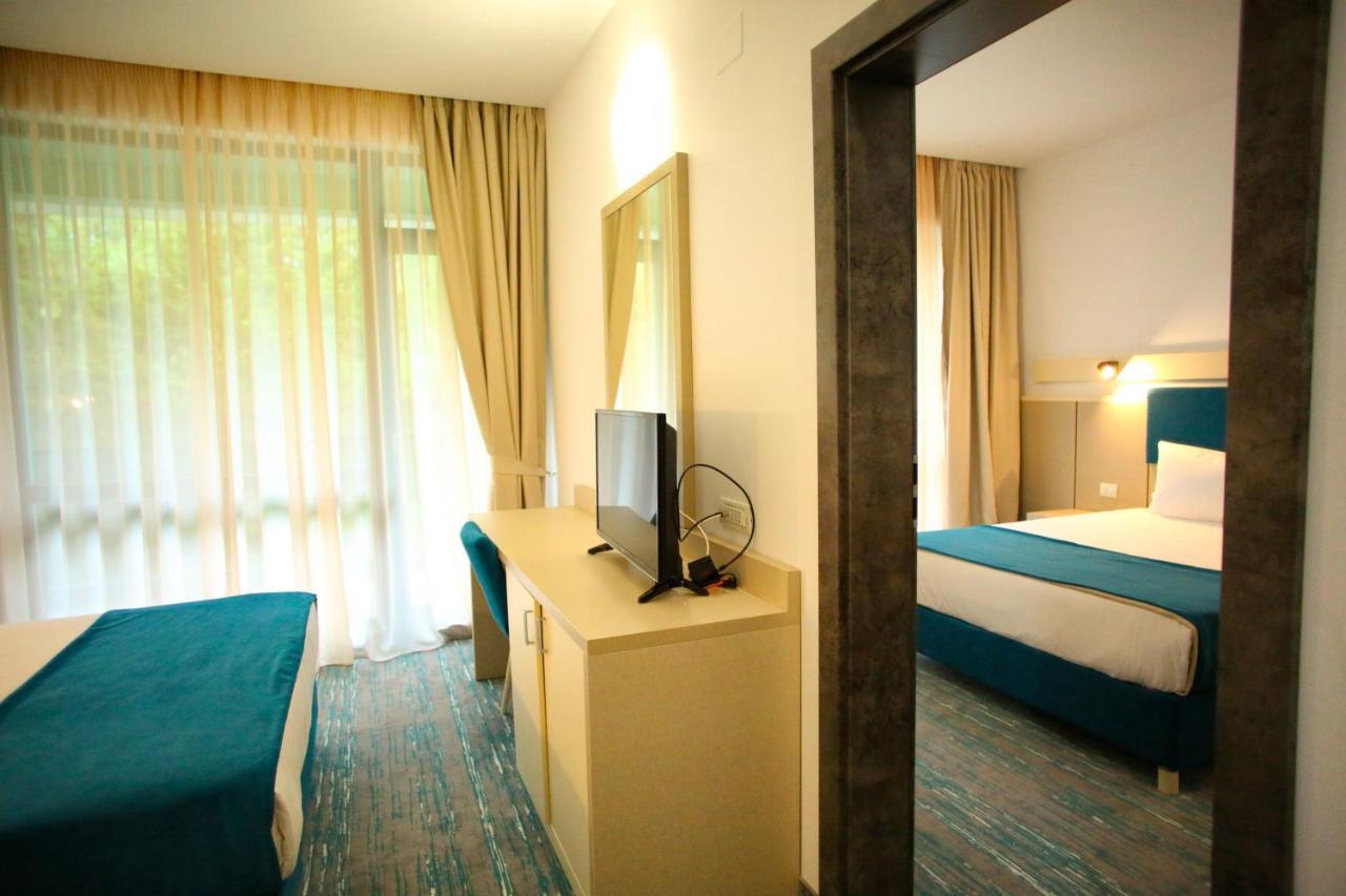 Hotel Popas Zodiac