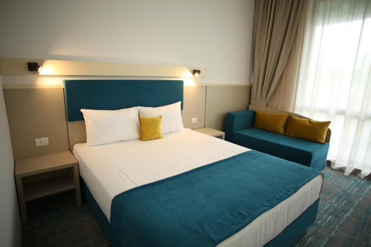Hotel Popas Zodiac Jupiter